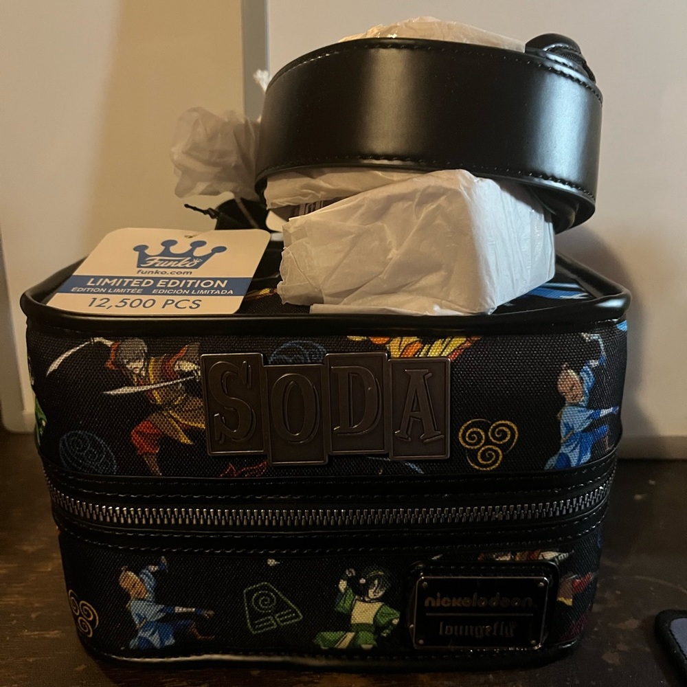 Funko soda Cooler Bag Avatar the Last Airbender Nickelodeon Loungefly insulated